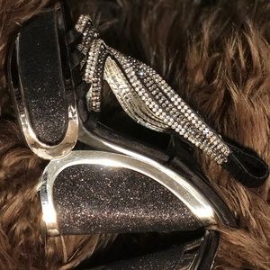 Italina size 6 glitter wedge heels